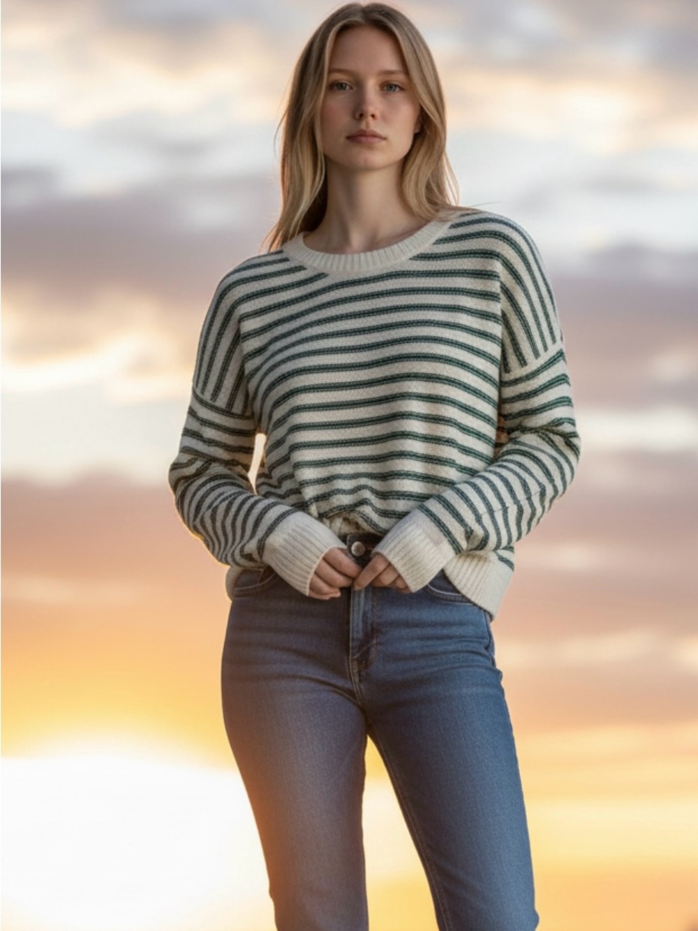 Forever 21 Womens Long Sleeve Knitted Pullover Sweater Cream/ Green
